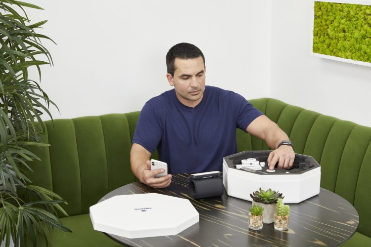 Travis Rush & Kala Weeks, Reperio